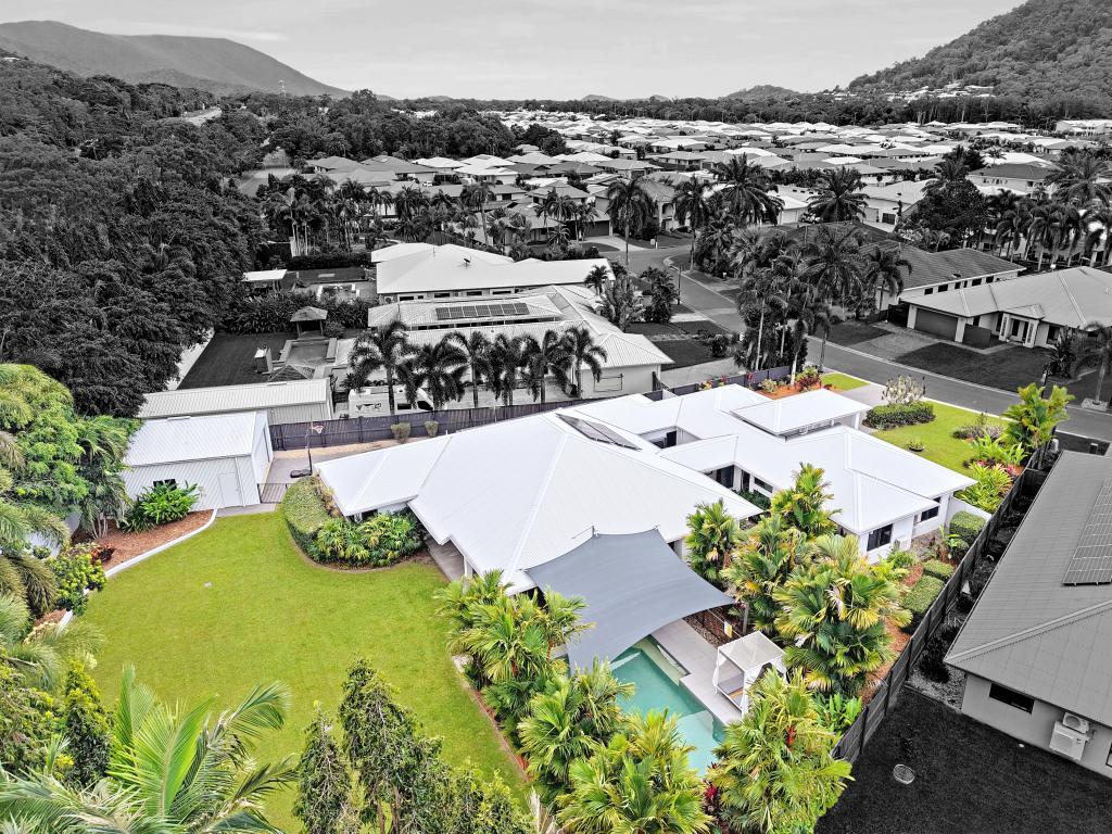 32 Iridescent Dr, Trinity Park, QLD 4879