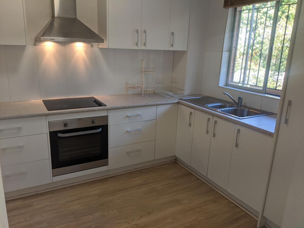 3/27 The Esp, St Lucia, QLD 4067