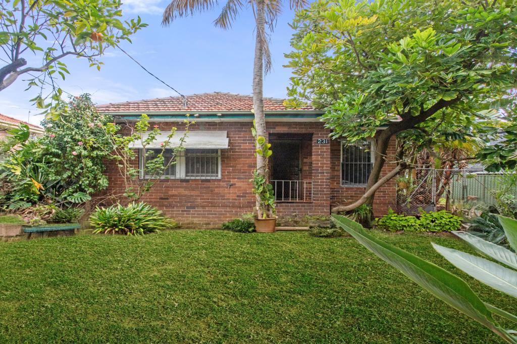 231 Bonds Rd, Riverwood, NSW 2210