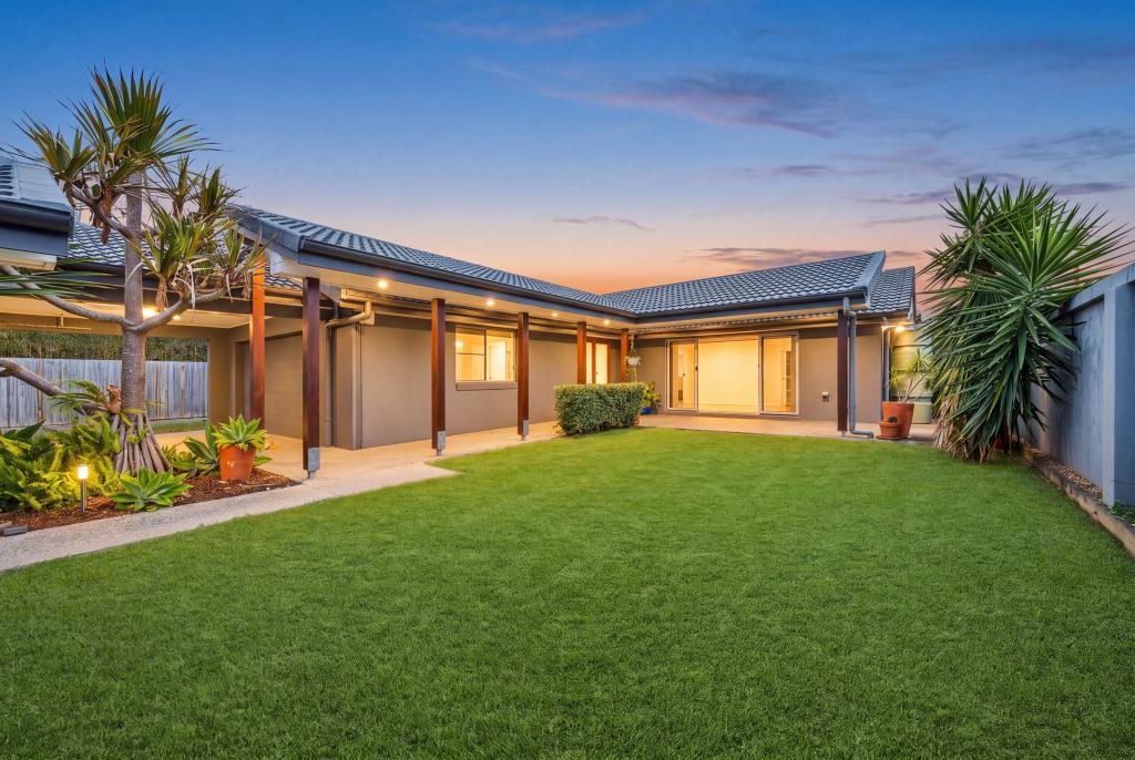 11 Jaguar Dr, Bundall, QLD 4217