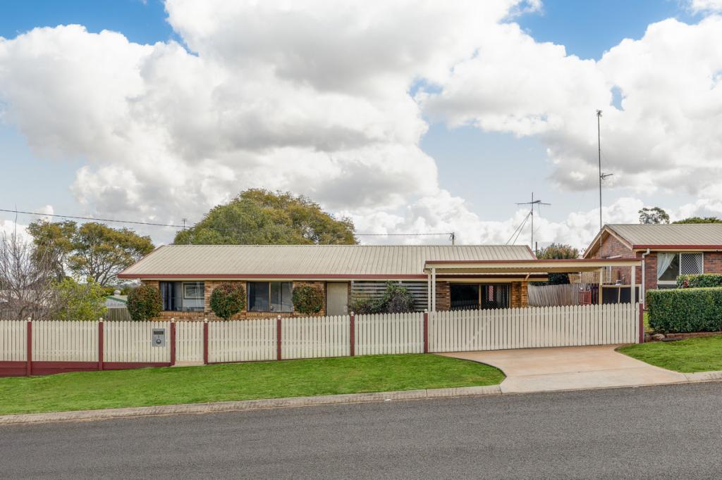 7 Croydon St, Harristown, QLD 4350