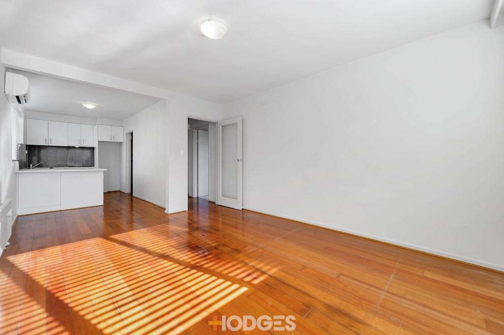 4/10 Spray St, Elwood, VIC 3184