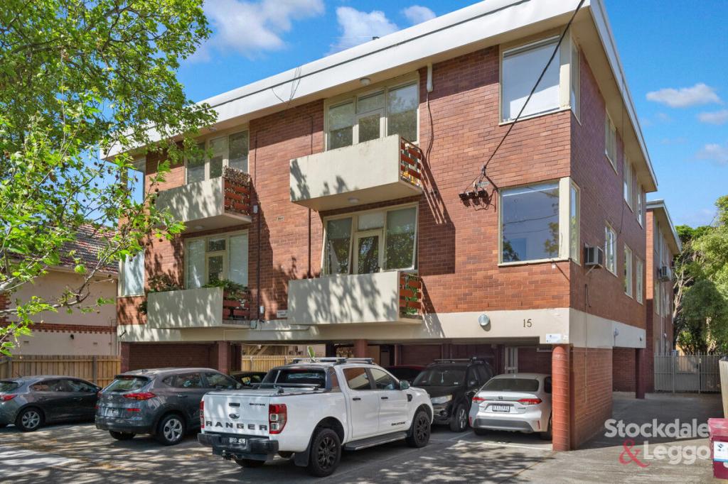9/15 Dickens St, Elwood, VIC 3184