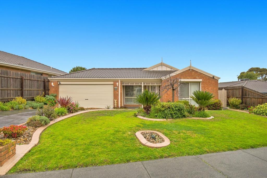 34 Brentwood Dr, Cranbourne North, VIC 3977