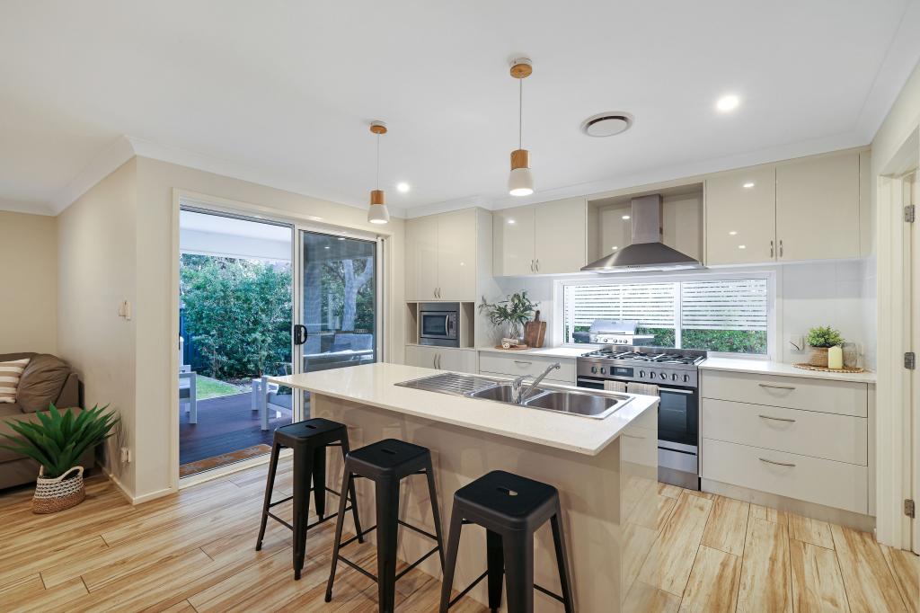22 Hazelwood Rise, Callala Beach, NSW 2540