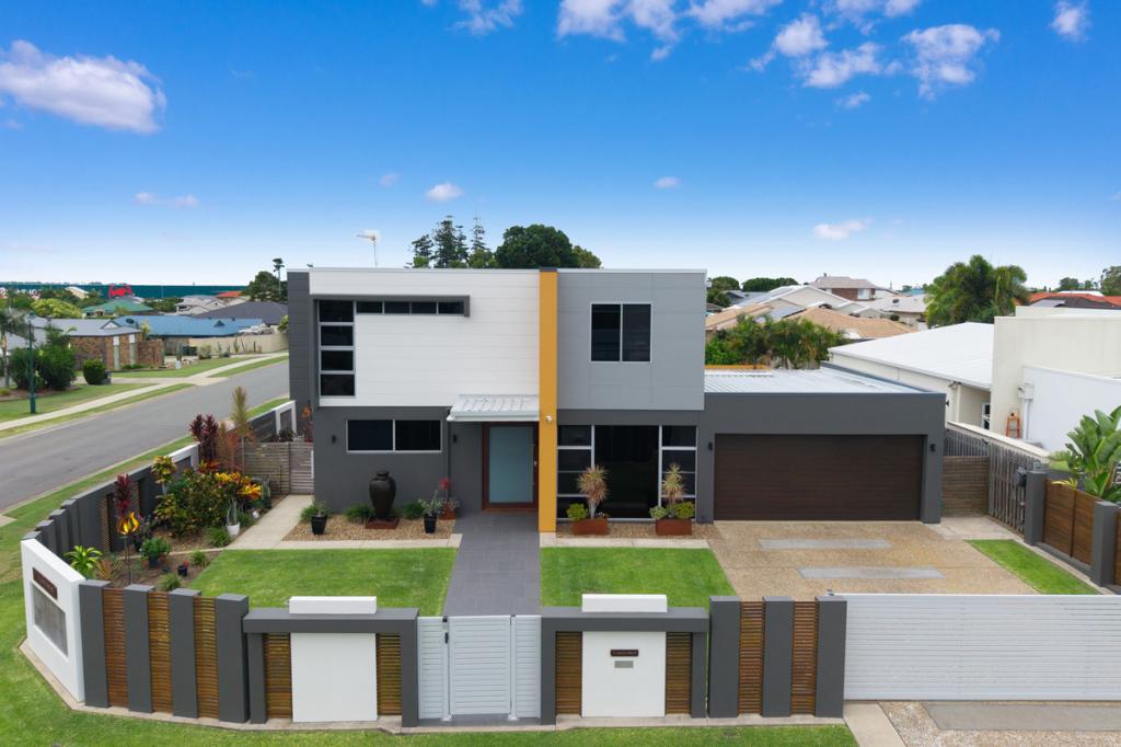 16 Davis Dr, Kawungan, QLD 4655