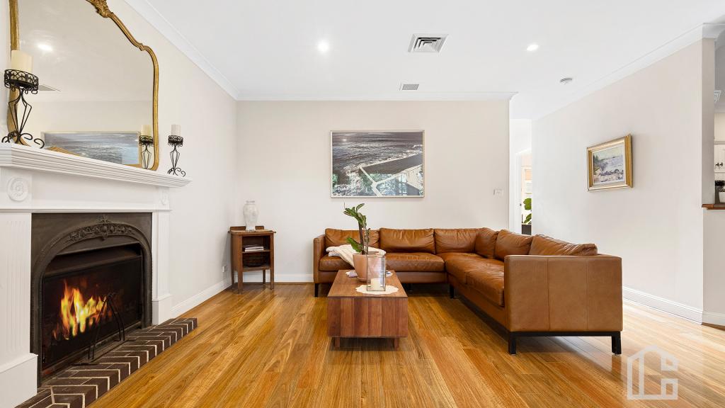 10 Walker St, Springwood, NSW 2777