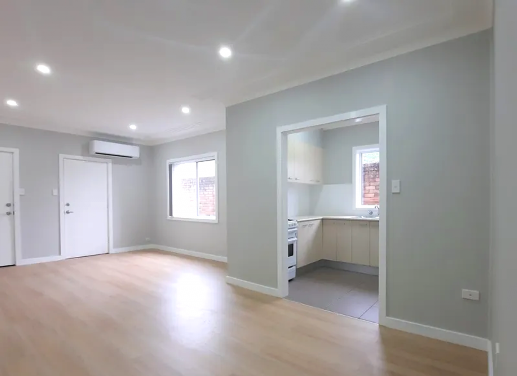 1/111 PENDLE WAY, PENDLE HILL, NSW 2145