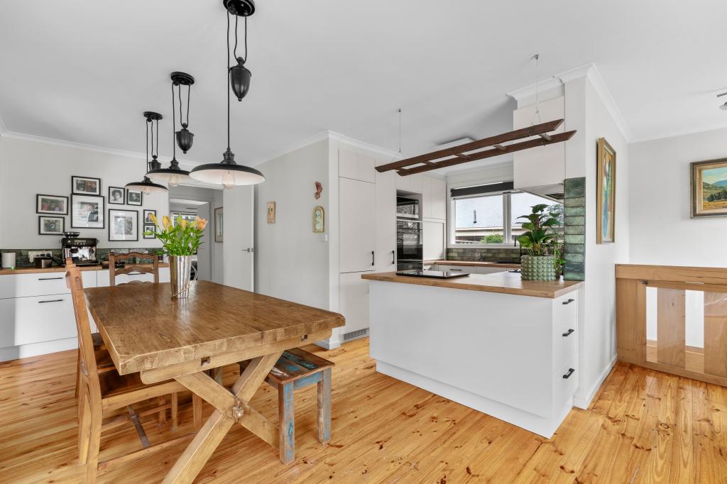 27 Bishop Ave, Diamond Creek, VIC 3089