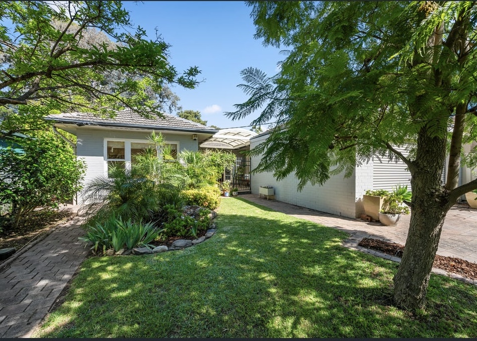 16 Lancelot Ave, Hazelwood Park, SA 5066