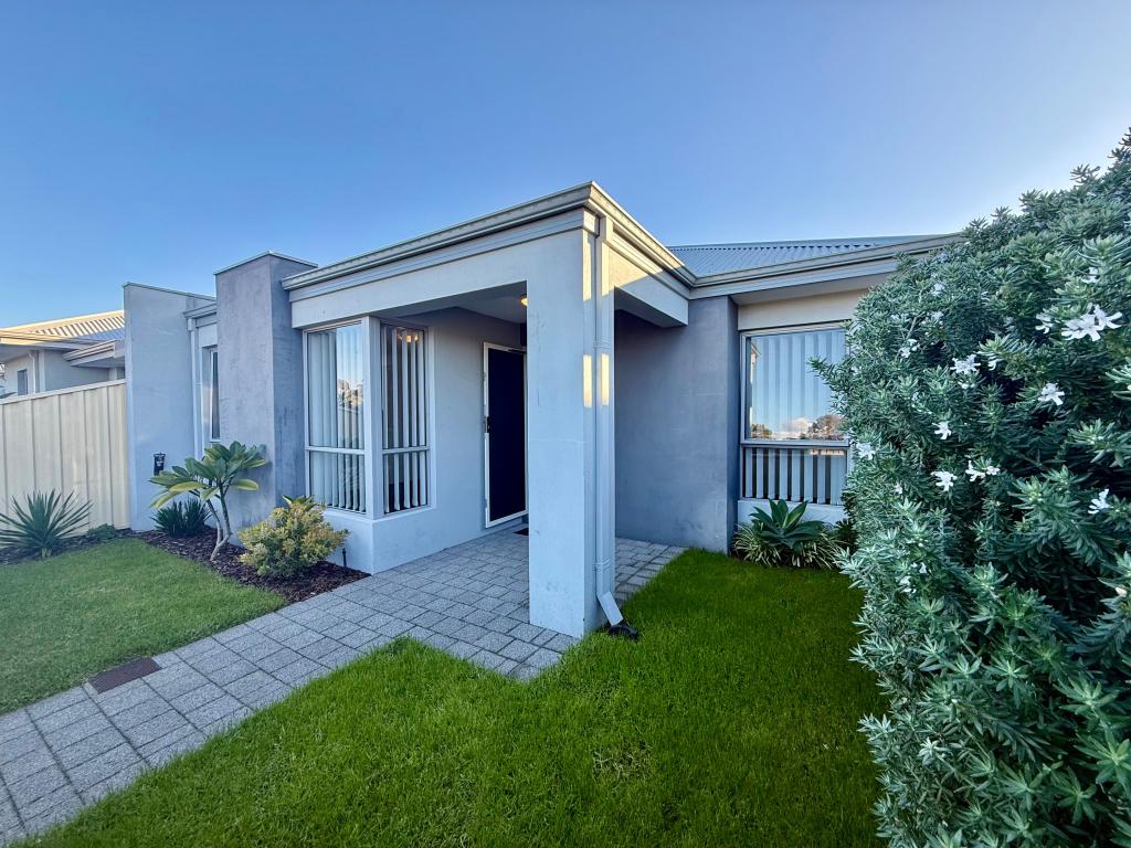 74 Dandaragan Dr, Dawesville, WA 6211