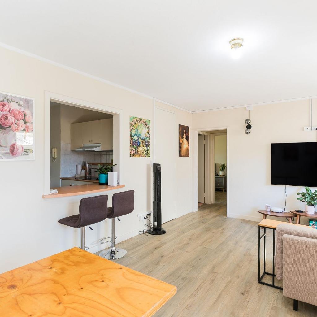 2/13 Dowling Pl, Orelia, WA 6167