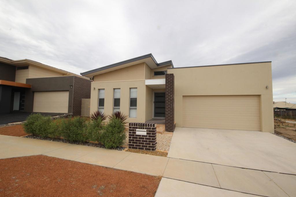 11 Volpato St, Forde, ACT 2914