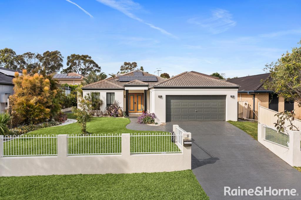 11 Gardenia Cres, Bomaderry, NSW 2541