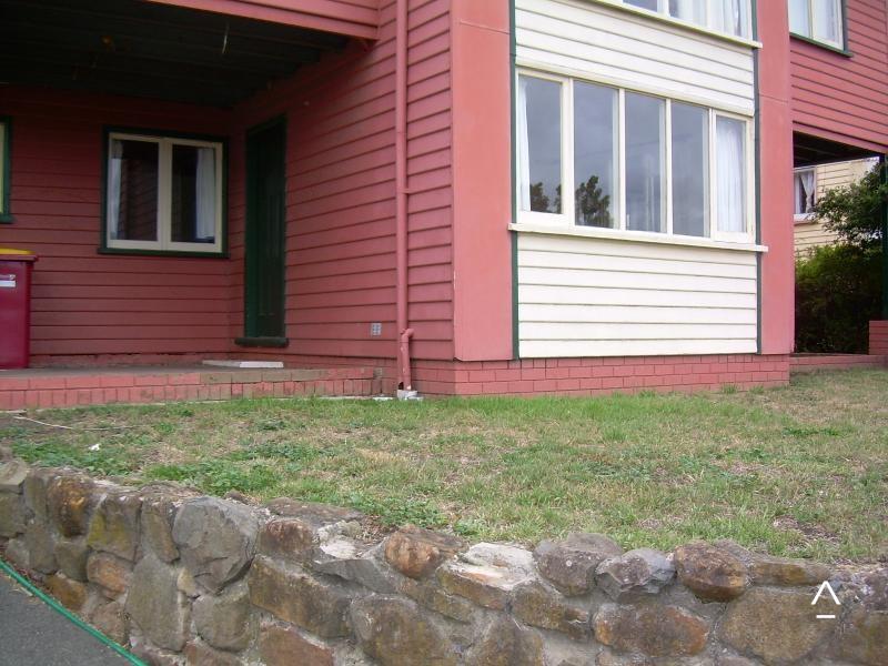 2/445 Wellington St, Launceston, TAS 7250