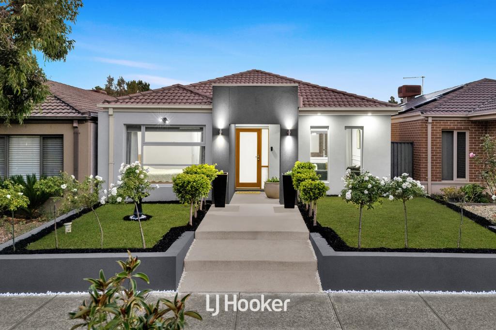 10 Agathis Ally, Cranbourne North, VIC 3977