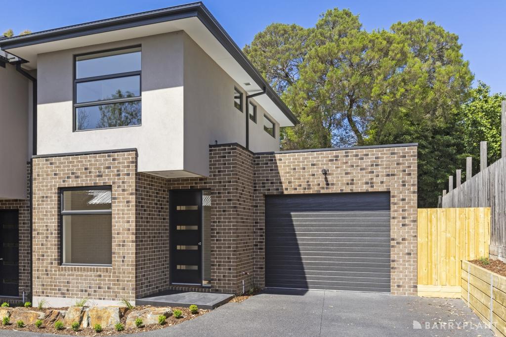 2/2 VELMA GR, RINGWOOD EAST, VIC 3135