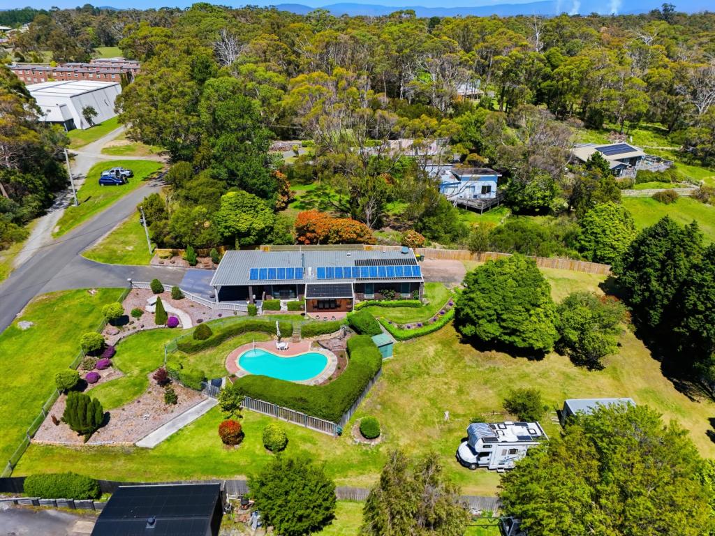 125 Charles St, Beauty Point, TAS 7270