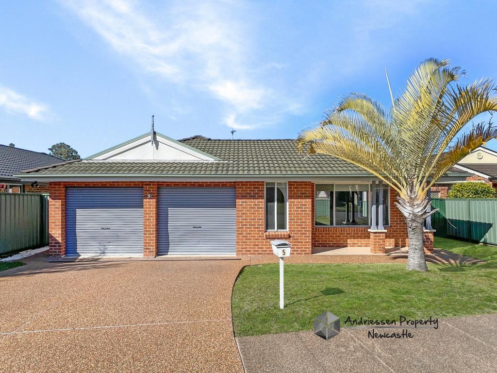 5 ALBATROSS AVE, CAMERON PARK, NSW 2285