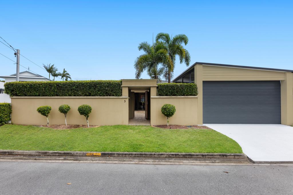5 KESTREL DR, BURLEIGH WATERS, QLD 4220