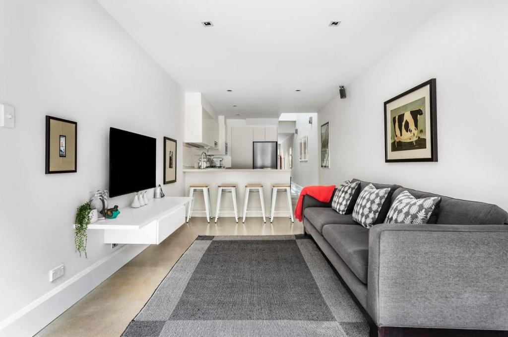 132 RUTHVEN ST, BONDI JUNCTION, NSW 2022