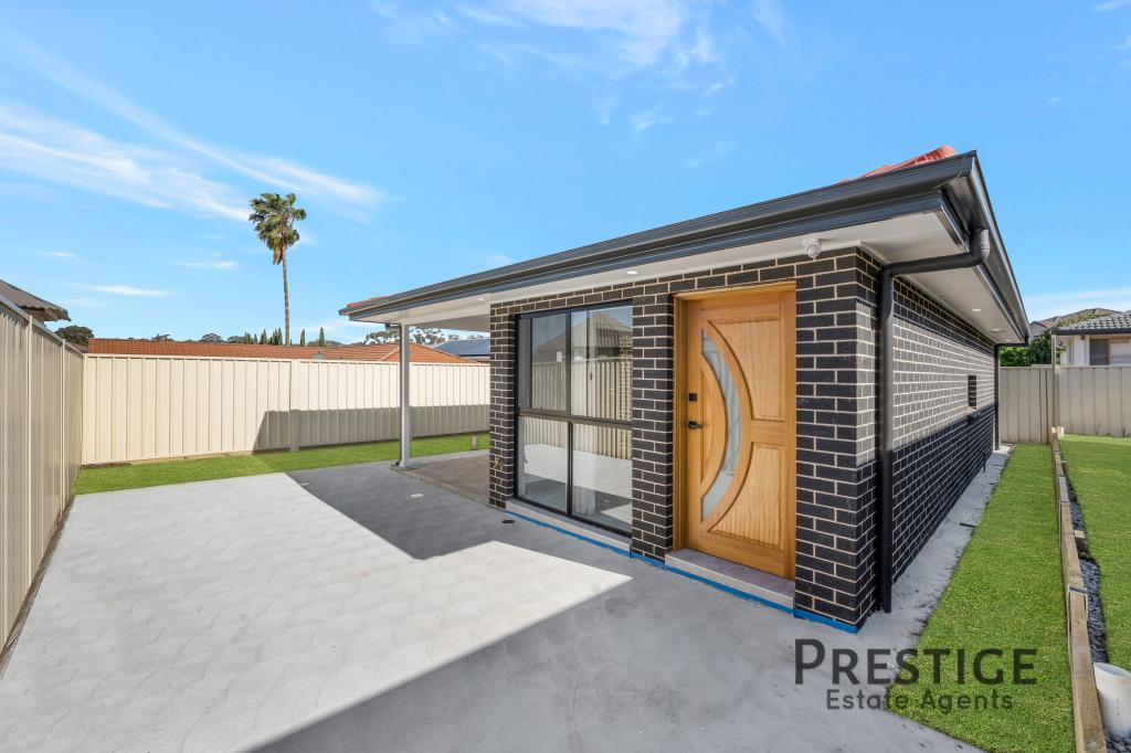 5a Tennant Pl, Edensor Park, NSW 2176