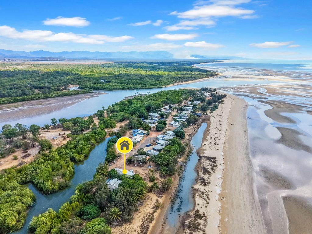 29 Batley Pde, Mount Low, QLD 4818