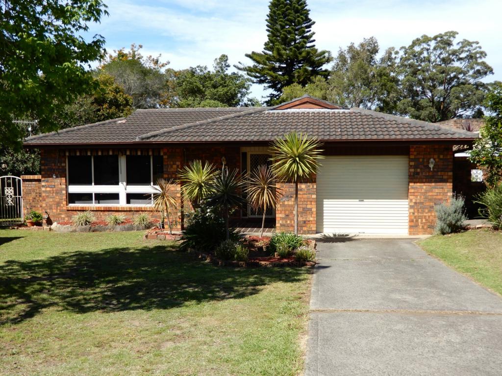 12 Alverstoke Cl, Bomaderry, NSW 2541