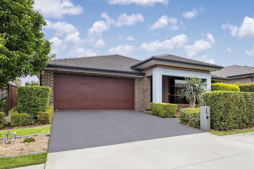 20 Halifax Way, Gledswood Hills, NSW 2557