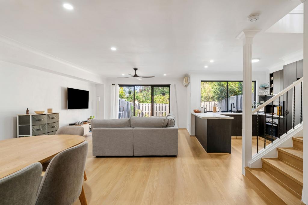 22/2 Tuition St, Upper Coomera, QLD 4209