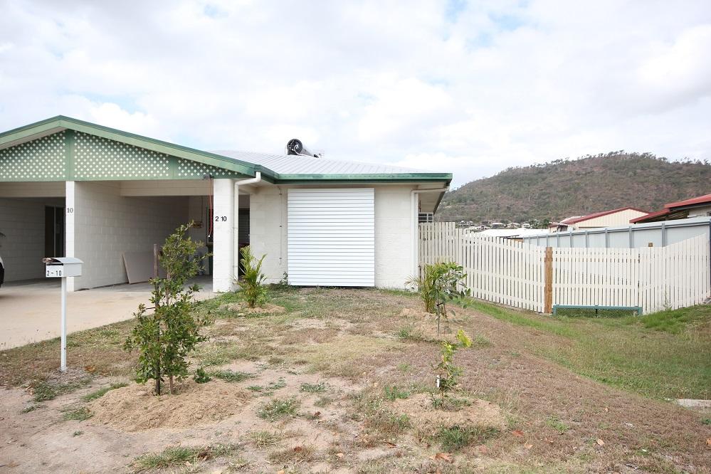 2/10 Doncaster Way, Mount Louisa, QLD 4814