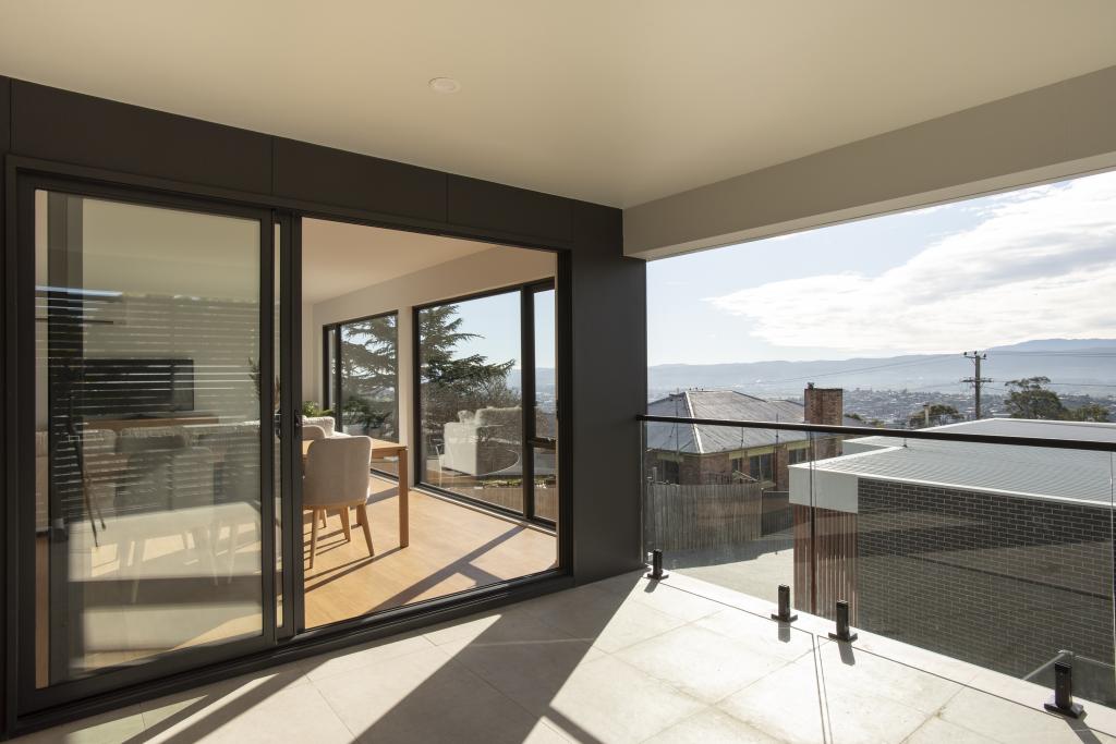 2/100 Granville St, West Launceston, TAS 7250