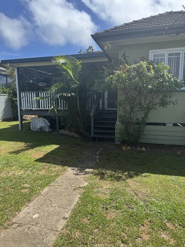 121 Hoskins St, Sandgate, QLD 4017