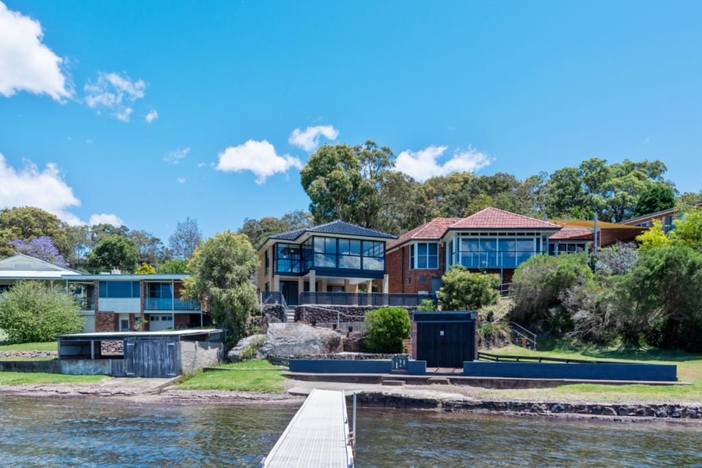 5 Excelsior Pde, Carey Bay, NSW 2283