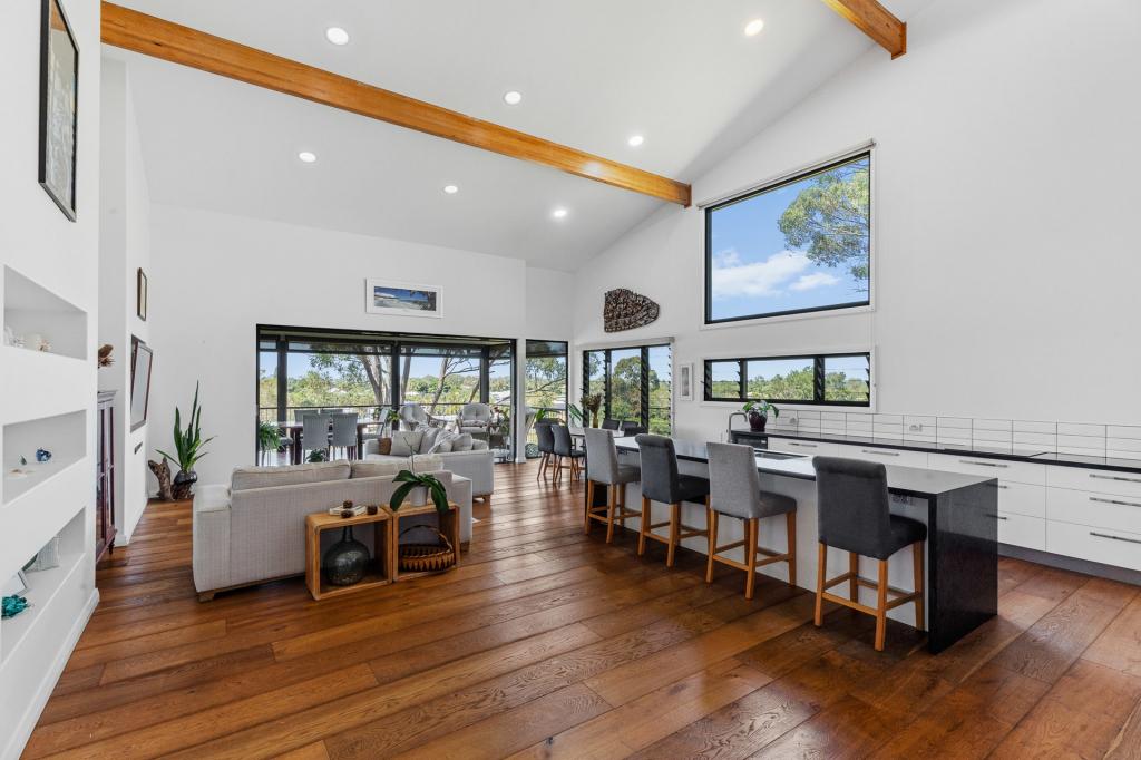 356 Torquay Tce, Torquay, QLD 4655