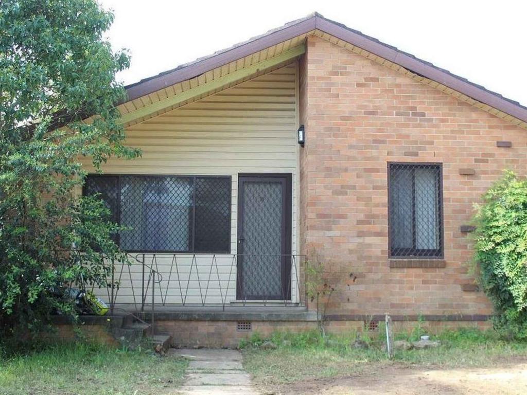 11 Lamont Pl, Cartwright, NSW 2168