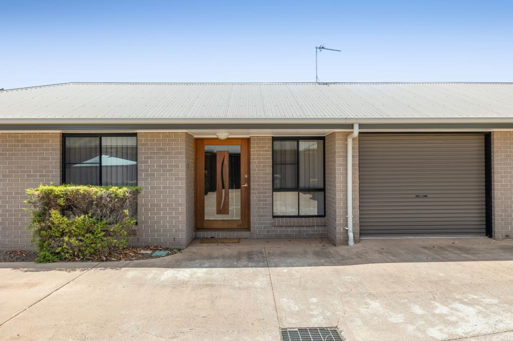 2/39-41 Gordon Ave, Newtown, QLD 4350