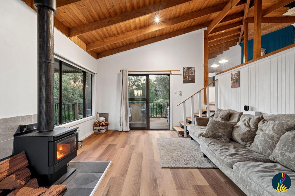 15 Hillside Rd, Mount Richon, WA 6112