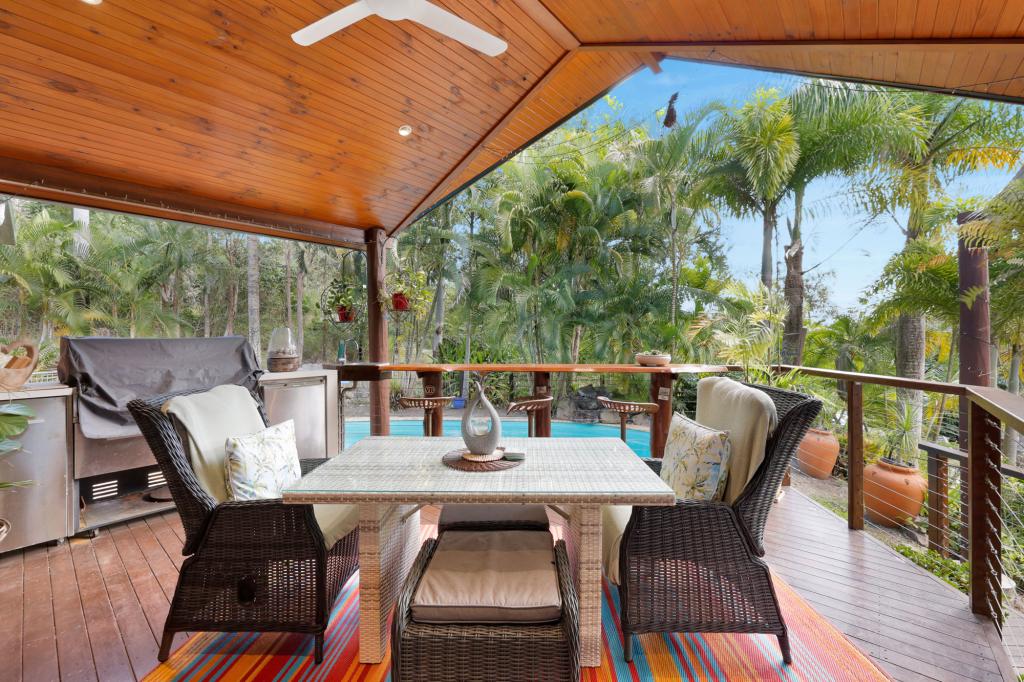 53 Thomas Rd, Devereux Creek, QLD 4753