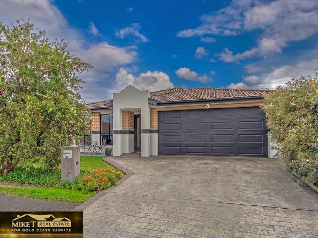 32 Haywards Bay Dr, Haywards Bay, NSW 2530