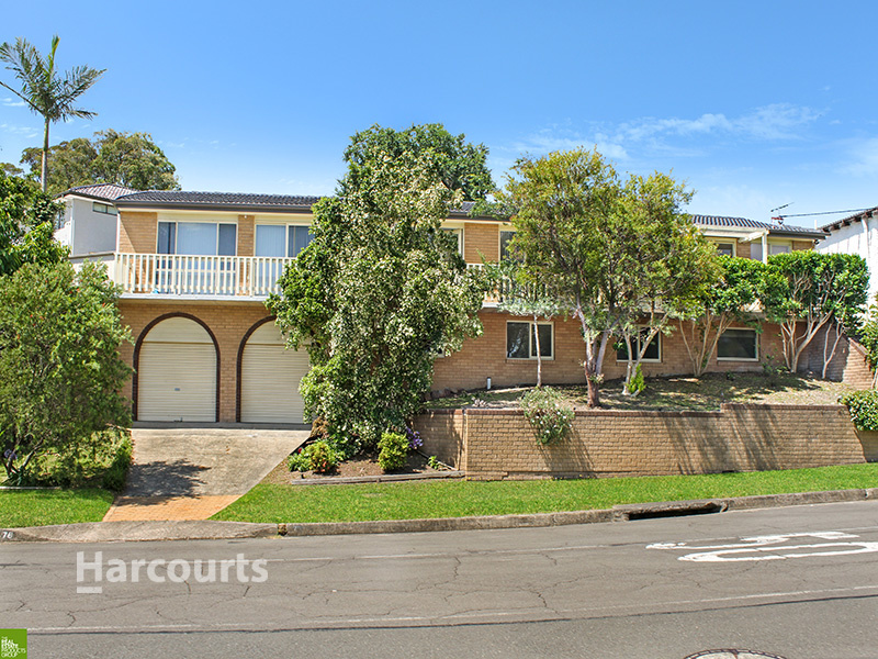 70 FAIRLOCH AVE, FARMBOROUGH HEIGHTS, NSW 2526