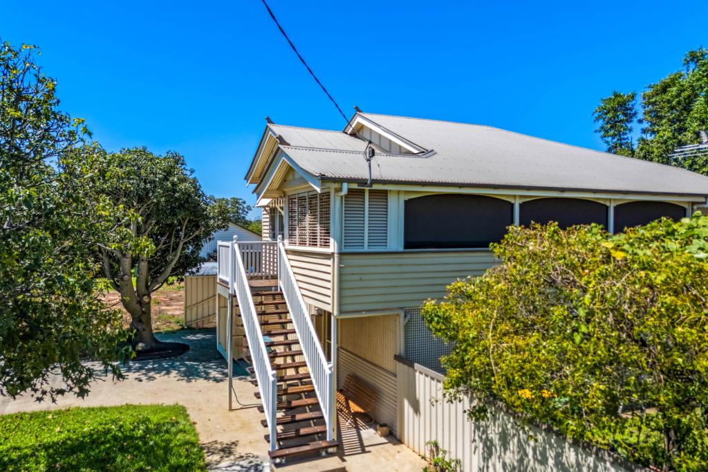 2 Titala St, Russell Island, QLD 4184