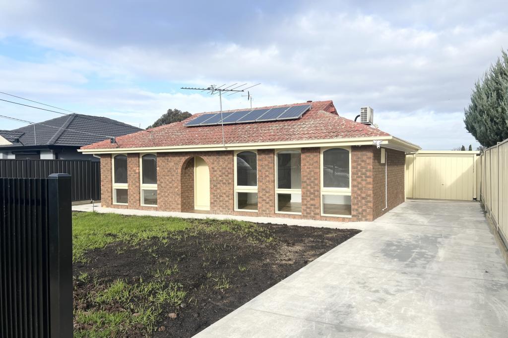 3 RALPH AVE, ST ALBANS, VIC 3021