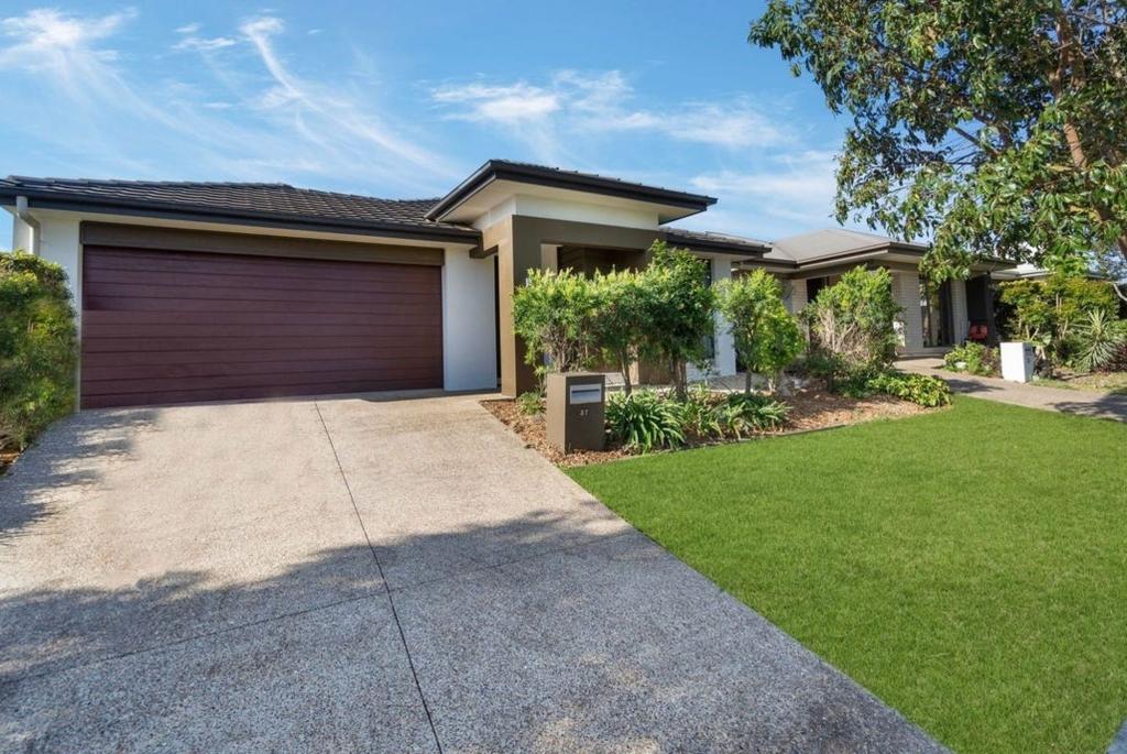 37 Slate Ct, Logan Reserve, QLD 4133