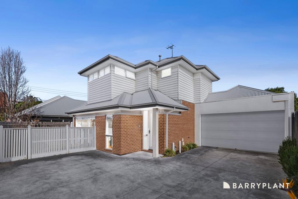 2/131 Durham Rd, Sunshine, VIC 3020