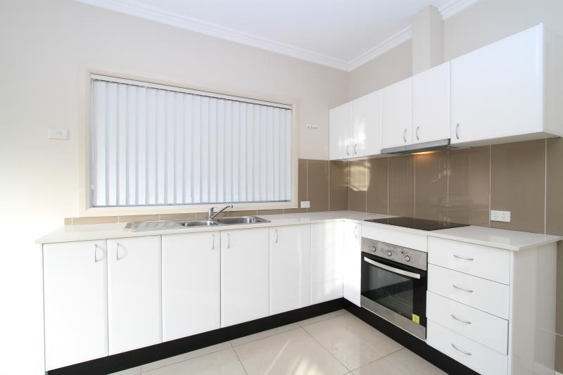 323a1 Elizabeth Dr, Mount Pritchard, NSW 2170