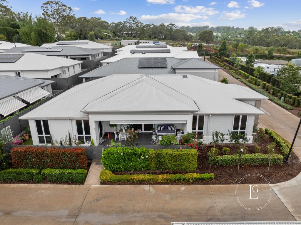 270/75 Highgrove Dr, Highfields, QLD 4352