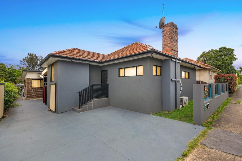 121 Juno Pde, Greenacre, NSW 2190