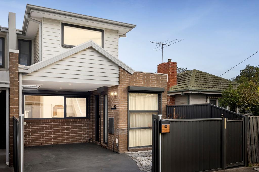 5C LAWTON ST, BRAYBROOK, VIC 3019