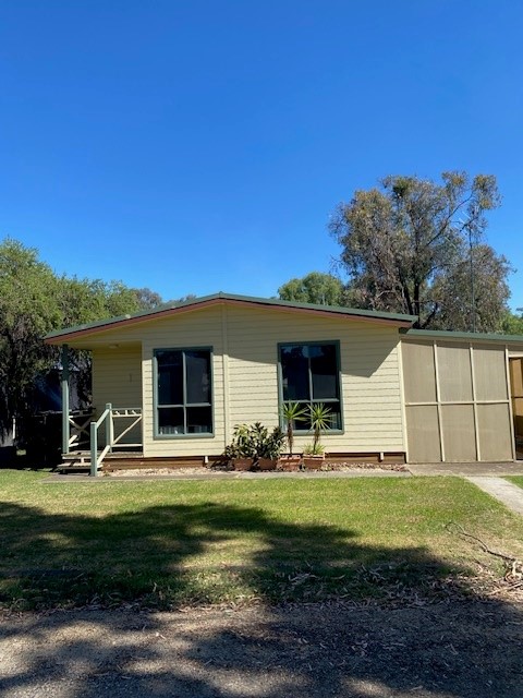 I2, 6th Avenue Boomerang Way Caravan Park, Tocumwal, NSW 2714